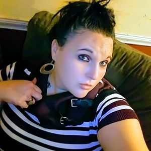 Meet your Posher, Vickie